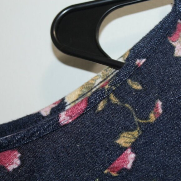 Rue21 Cold Shoulder Floral Top Size Small - Picture 9 of 11